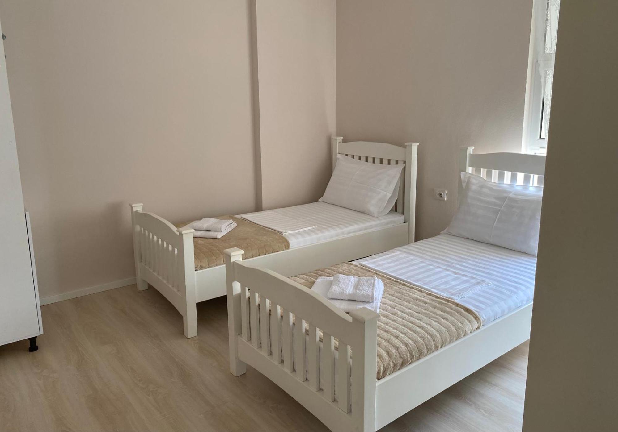 Amarilis Luxury Apartments Sarandë Buitenkant foto